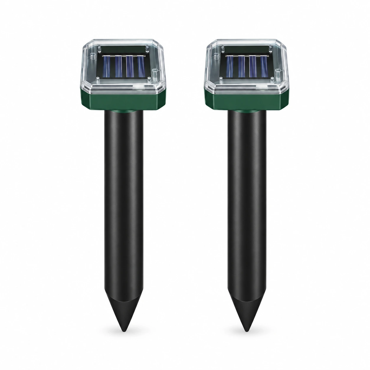 Les deux piquets répulsifs côte à côte, panneau solaire sous capuchon transparent et corps noir